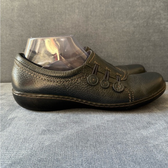 Clarks Collection Ashland Effie Womens Loafer 9M Navy Leather Slip On Comfort - Picture 1 of 7